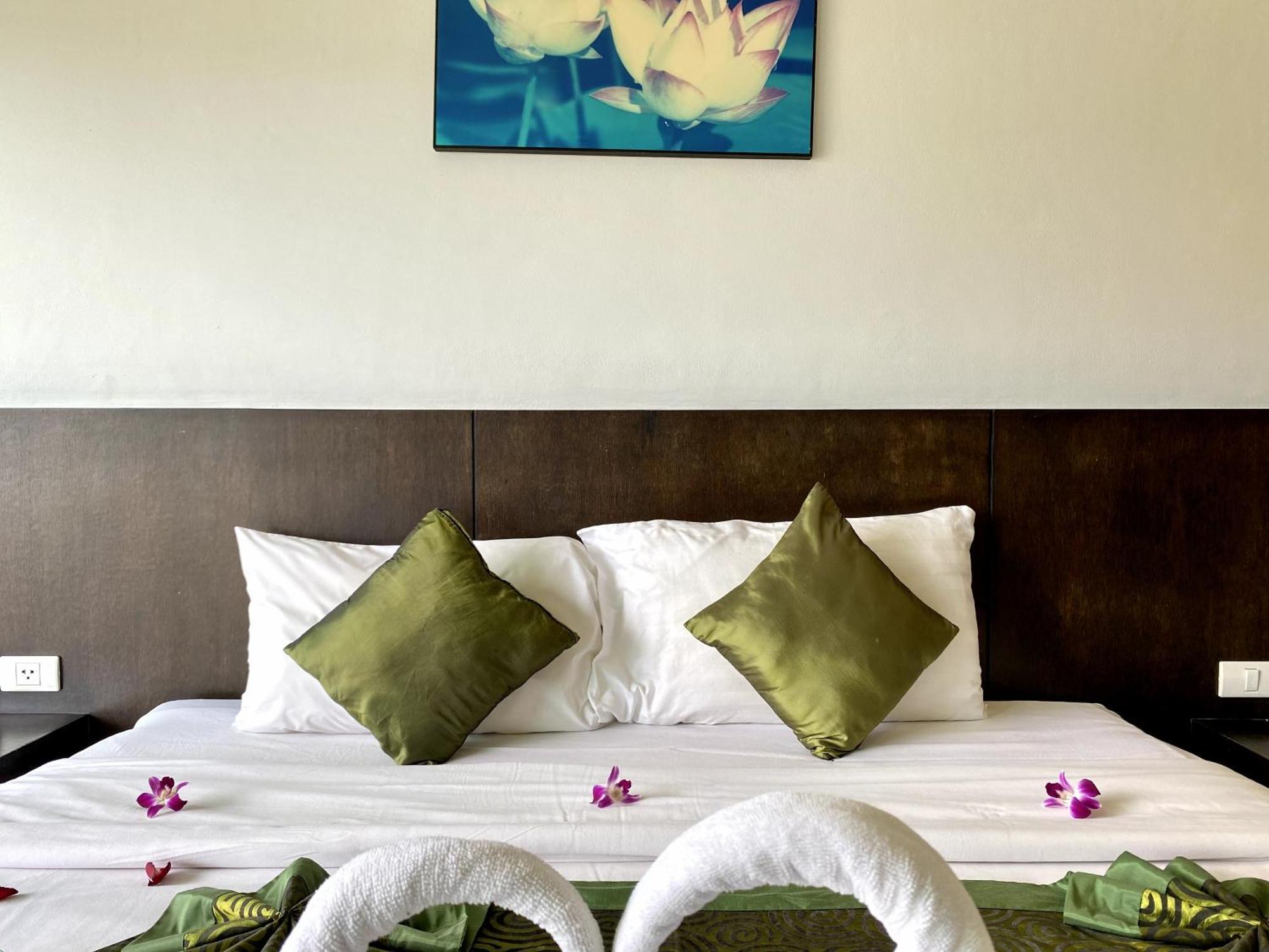 Patong Apk Resort מראה חיצוני תמונה